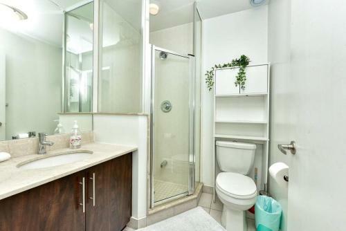 Apartamento The Bay Suites - Scotiabank Arena