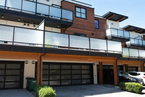 Cedar Hill Sunlit Stay - Bright Spacious & Modern