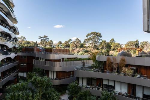 Luxurious Riverside Resort Style Apartment?pool?spa?gym?rooftop With City Views