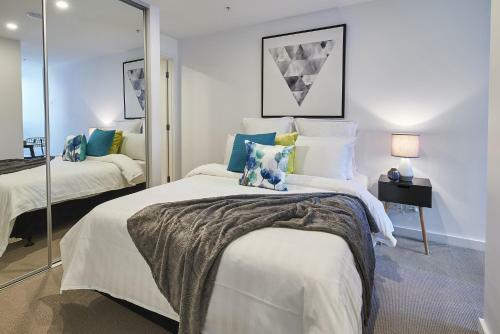 Mega Style Apartments Southbank