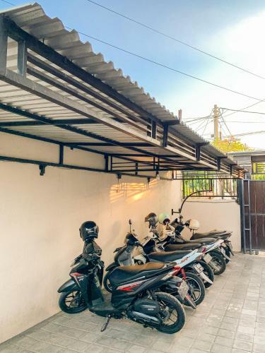 Hostal Gumitish Guest House Singaraja