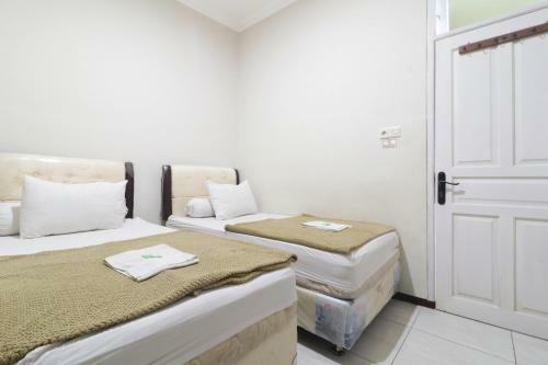 Hostal Hotel Omah Ampel Syariah