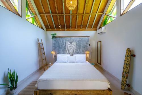 Hostal Seaside Tribe - Boutique Surf Stay & Retreat
