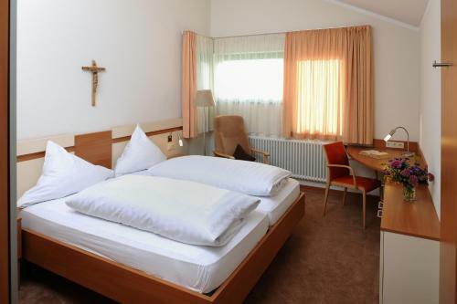 Hotel Haus Maria Lindenberg