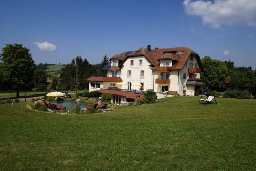 Hostal Hotel Gasthof J�gerhaus