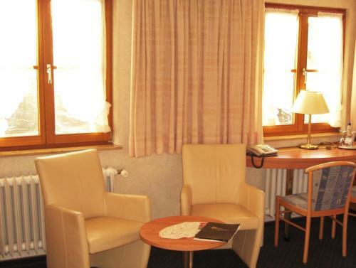 Posada Gasthof Hotel L�wen