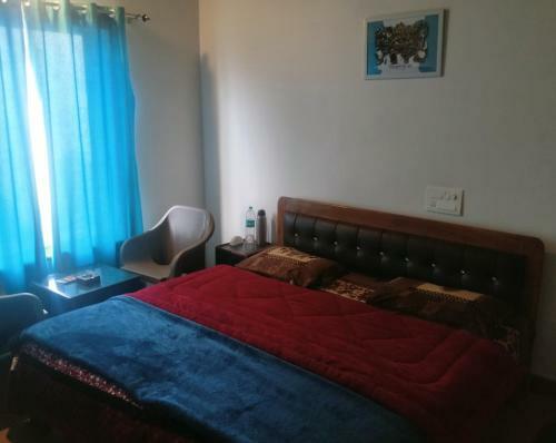 Hotel Anand Himalaya Resort
