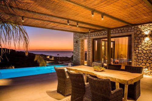 Zeus Exclusive Villas