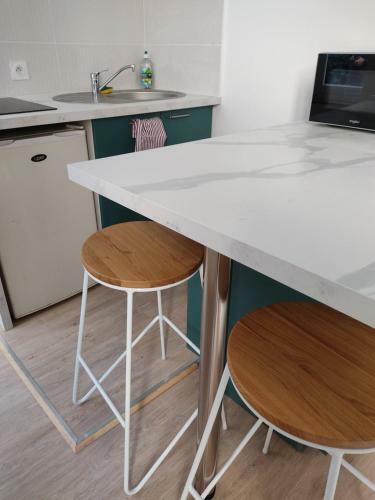 Apartamento Studio Calme Avec Cour En Centre Ville