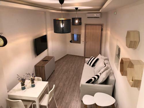 Amari Luxury