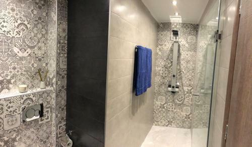 Amari Luxury
