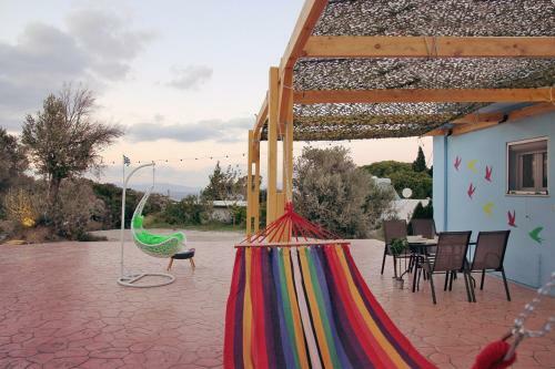 The Sunset Yard Home