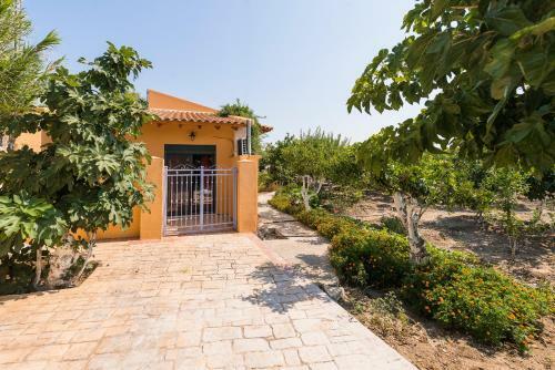 Eleftherias Garden House