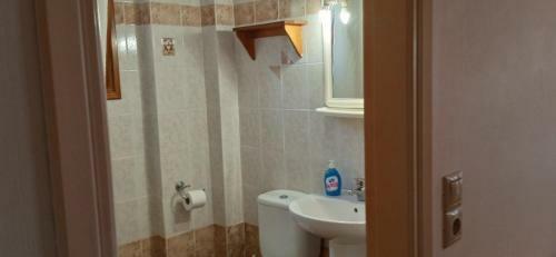 Niko's Apartments A6