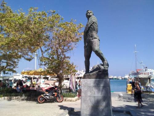 Apollon Apartments