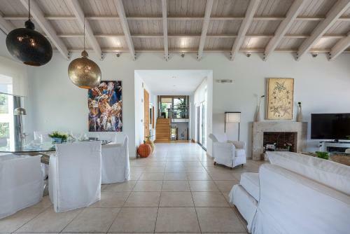 Villa Syndriani