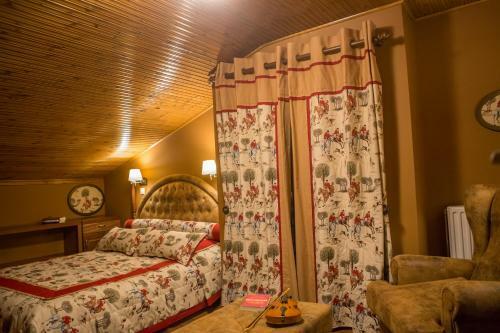 Hostal M???????