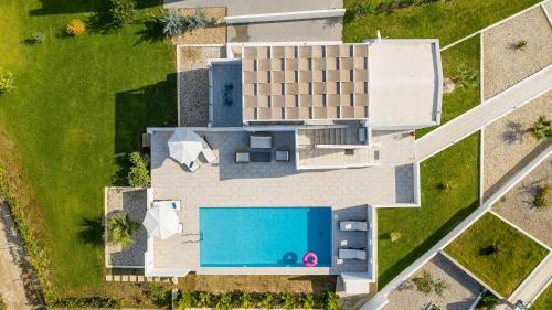 Asteria Pearl Villa 2 With Rooftop Jacuzzi