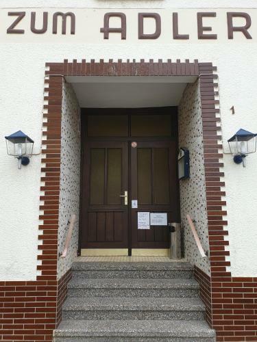 Hostal Pension Zum Adler
