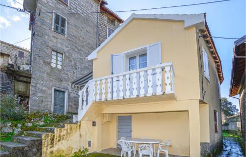 Amazing Home In Frasseto With 2 Bedrooms