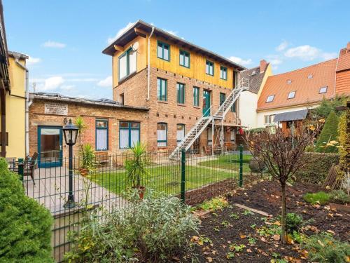 Apartment With Two Completely Separate Units, Terrace And Garden