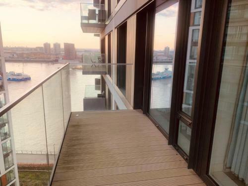 Apartamento 2 Bed 2 Bath With Balcony & Riverviews