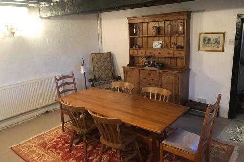 Historic 17th Century Farmhouse In Wales