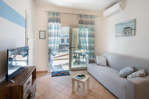 Apartamento [lido Di Spina] Nel Verde A Due Passi Dal Mare