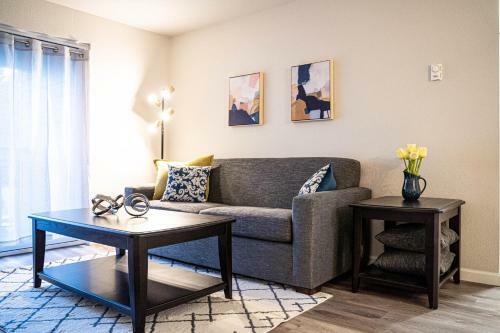 Apartamento Modern & Cozy - Next To Microsoft, Queen Bed, Pkg