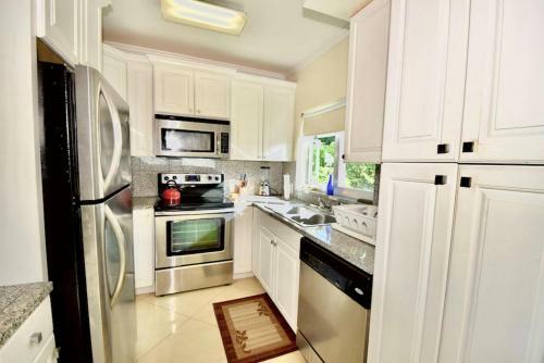 Paradise Pointe By Eleuthera Vacation Rentals