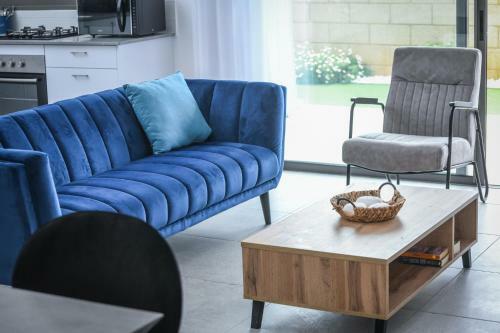 Awesome 4-bedroom Apartment Next To Achziv Beach