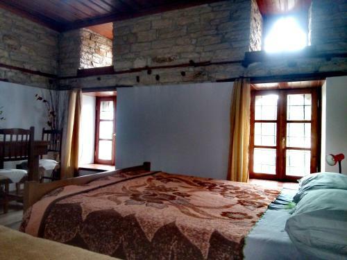 Hostal Ruols Guesthouse