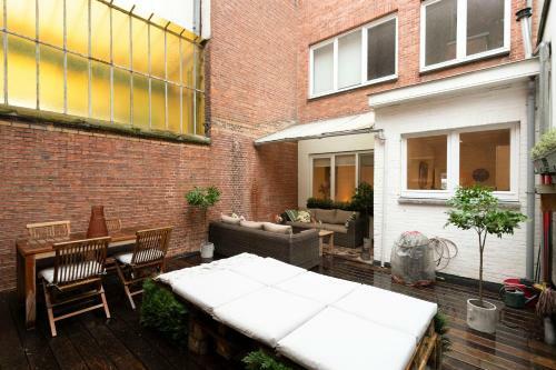 Top Located Cozy Apartment With Terrace Next Kmska
