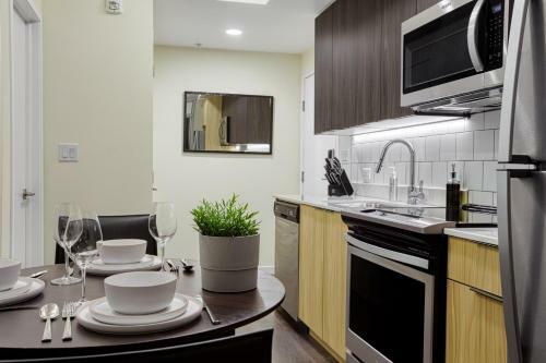 Cozy Upscale Apartment/equipped For Long Term Stay
