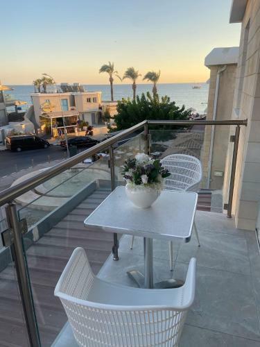 Luxury Apartment In Paphos