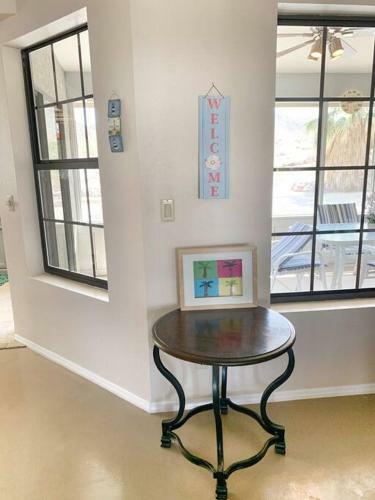 Villa Desert Getaway - Centrally Located, Trail Access Steps Away!