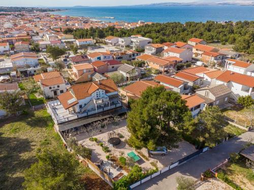 Apartments Dalilla Vir