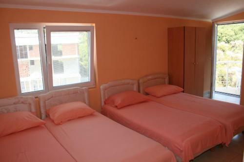 Hostal Apartmans Hari
