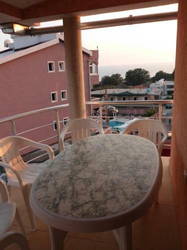 Hostal Apartmans Hari