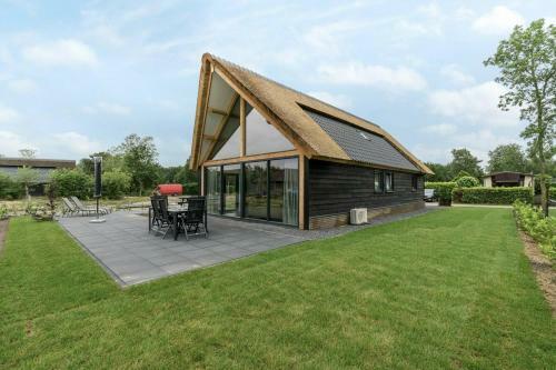 Farm Lodge 676
