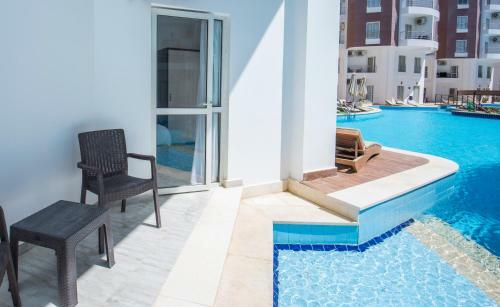 Aqua Palms Swim-up Apartment