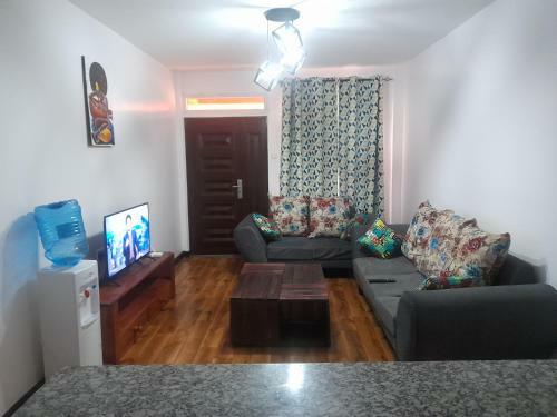 Palm Home Apartment.