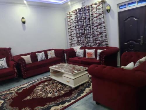 Villa Homely Home