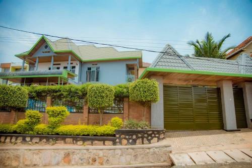 Bed & Breakfast A Home From Home