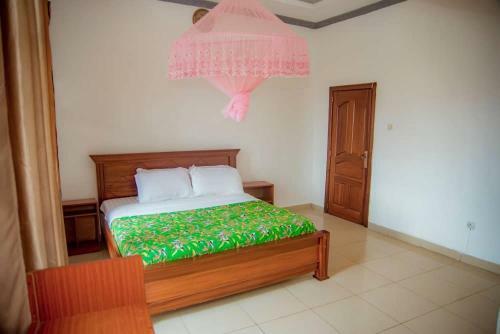Bed & Breakfast A Home From Home