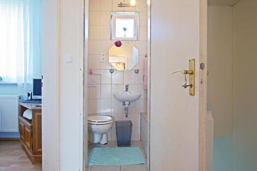 Private Apartment Relax Lincoln (4532)