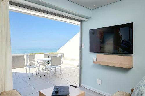 La Montagne Sea View Apartment - Easter Weekend