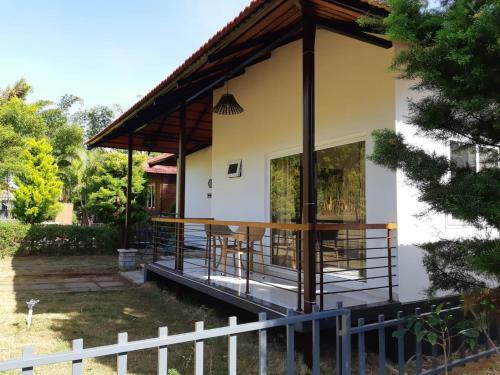 Hostal 7 Heaven Villas & Resorts