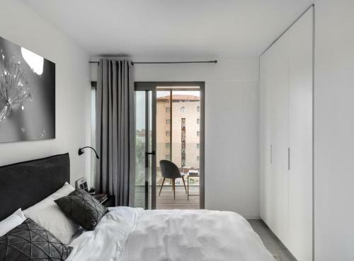 Yefet - By Beach Apartments Tlv