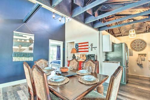 Bright Show Low Home Near White Mountain Lake